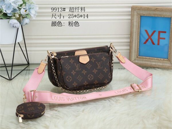 תיק Louis Vuitton