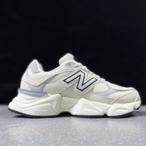 נעלי New Balance