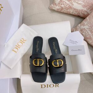 כפכפי Dior