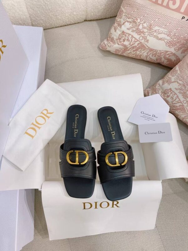 כפכפי Dior