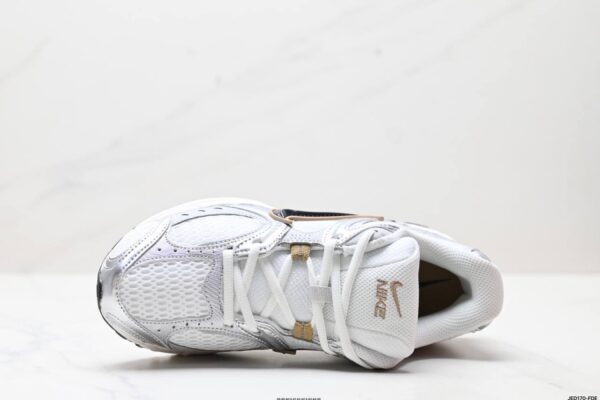 ⁦נעלי Nike⁩ – תמונה ⁦6⁩