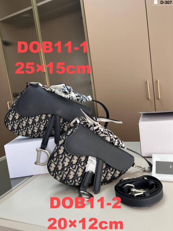⁦תיק Dior⁩ – תמונה ⁦2⁩