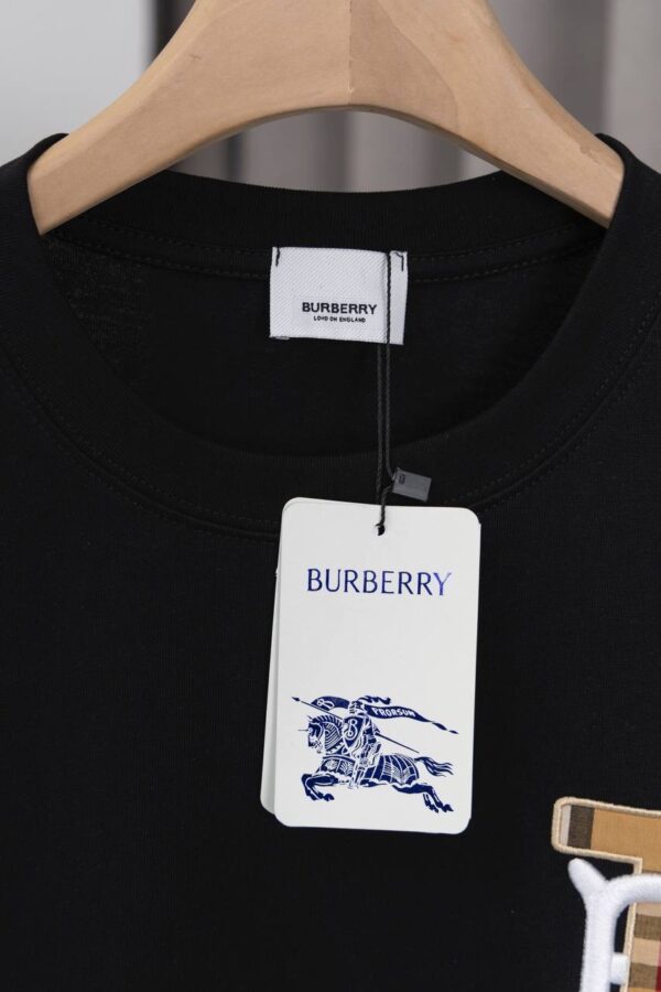 ⁦חולצות ברברי | Burberry⁩ – תמונה ⁦4⁩