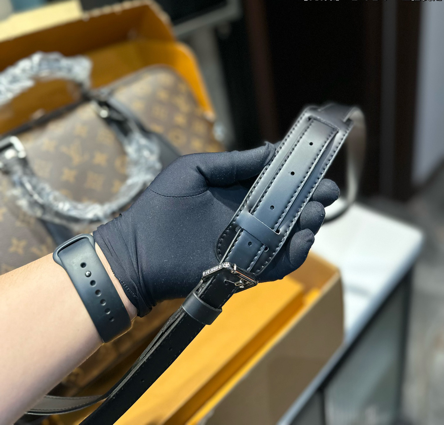 תיק מחשב לואי ויטון | LV – תמונה 9