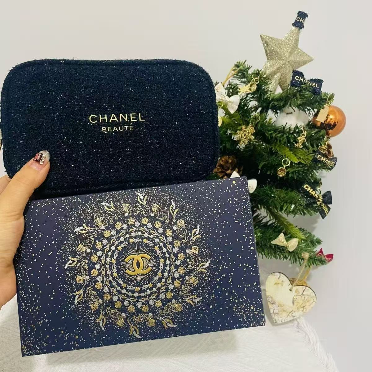 תיק איפור שאנל | Chanel – תמונה 6