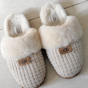 כפכפי האג | UGG