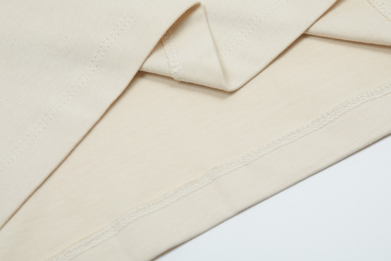 חולצות אסנצ׳יאלס | Essentials – תמונה 9