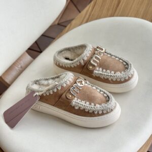 כפכפי מו | Mou