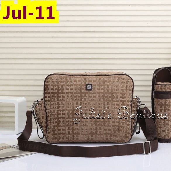 תיקי החתלה גוצ׳י | ברברי | פנדי | ז׳יוונשי | דיור – תמונה 12