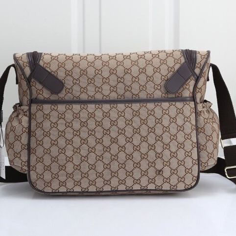 תיקי החתלה גוצ׳י | ברברי | פנדי | ז׳יוונשי | דיור – תמונה 18