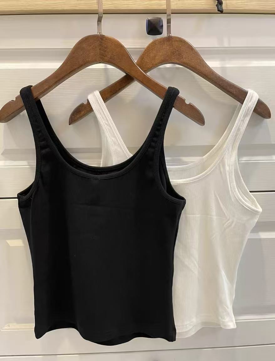 גופיות אלו יוגה | Alo Yoga – תמונה 6