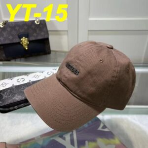 כובעי ז׳אקמוס | JACQUMUS