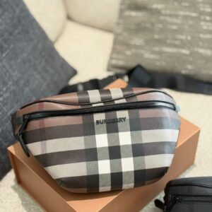 תיק צד ברברי | Burberry