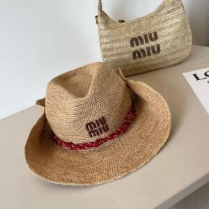 כובע מיו מיו | Miu Miu